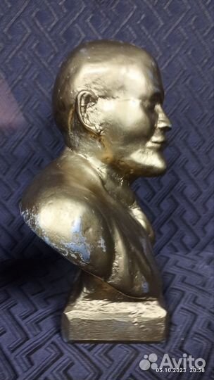 Бюст Ленина