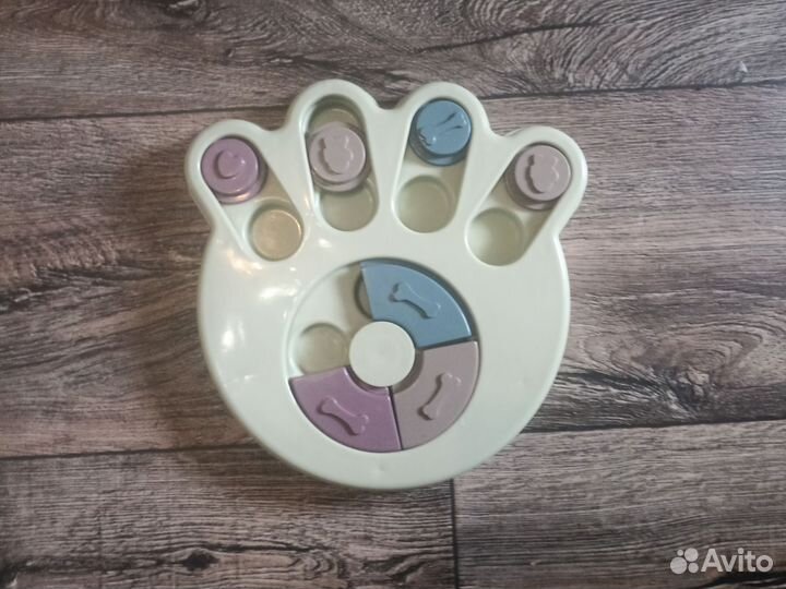 Игрушка с кормом для собак/кошек