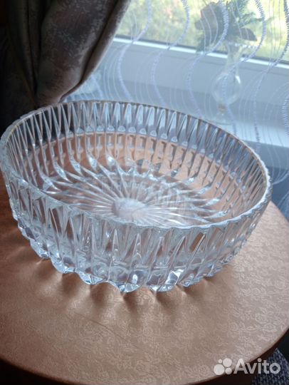 Ваза хрустальная