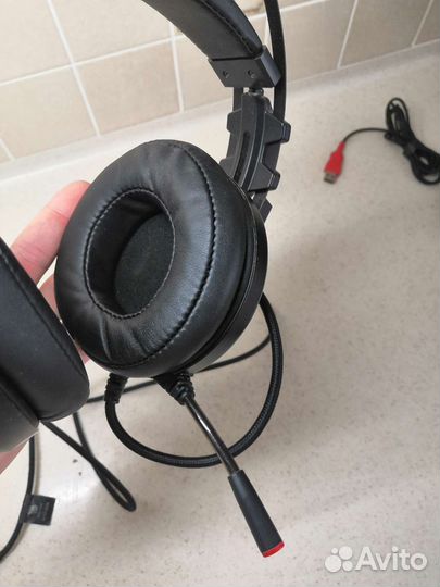 Игровые наушники с микрофоном