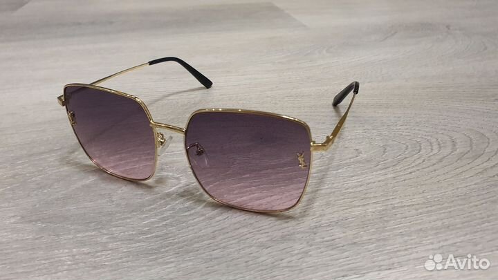 Солнцезащитные очки