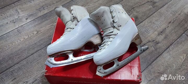 Коньки фигурные