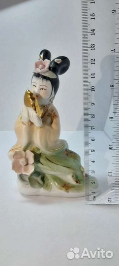 Статуэтка Гейша