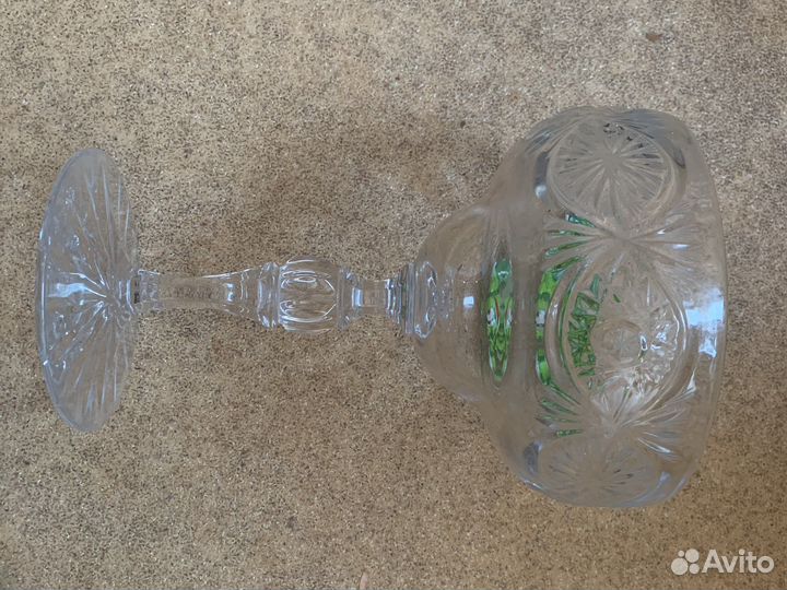 Ваза хрустальная