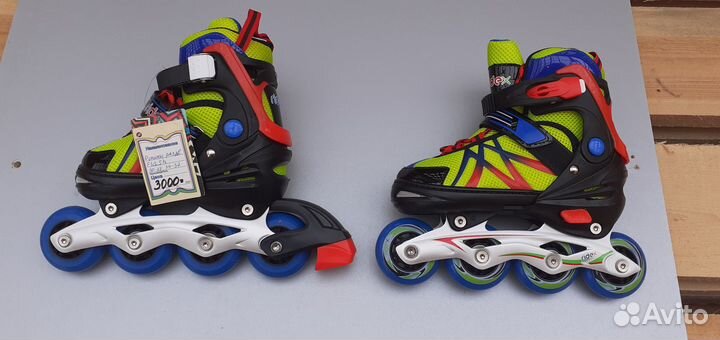 Роликовые коньки