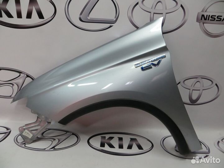 Крыло переднее левое Mitsubishi Outlander 3