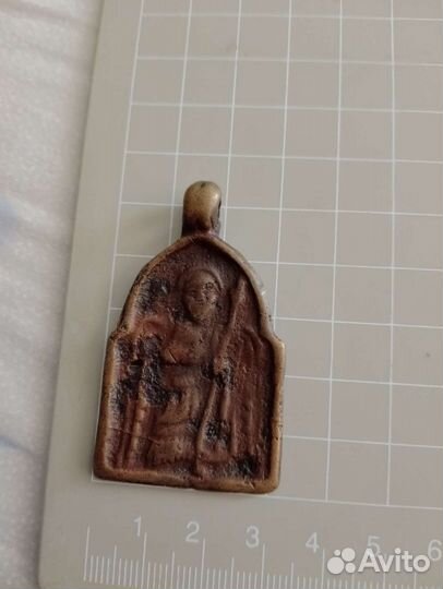 Нательная иконка