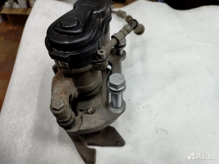 Суппорт задний Audi