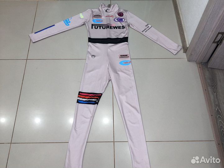 Продам комбинезон женский