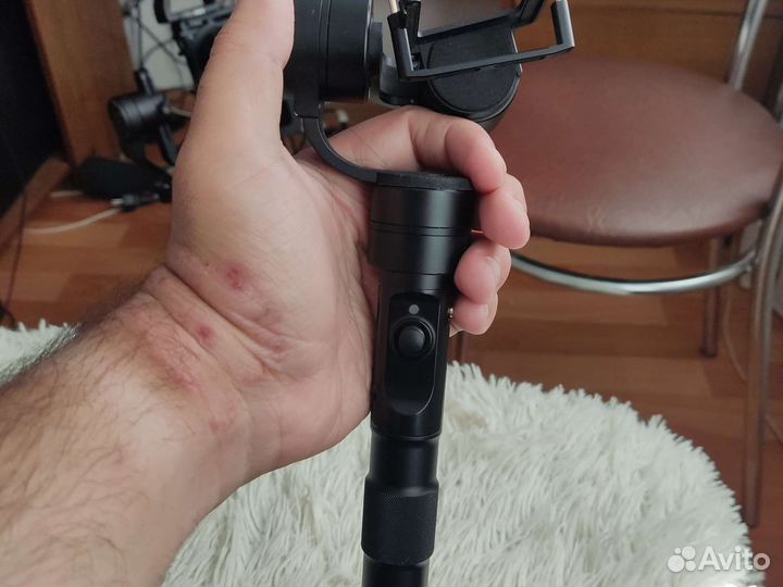 Стабилизатор для экшн камеры zhiyun