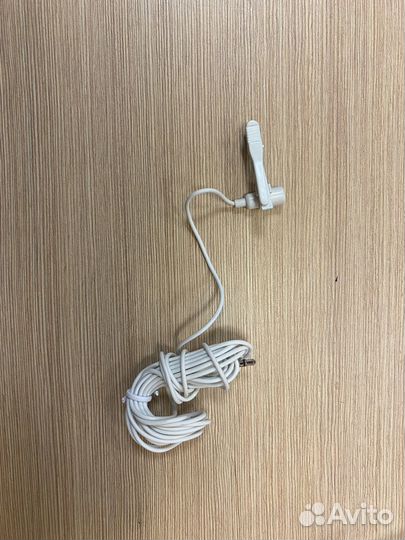 Микрофон-клипса на монитор Dialog M-107W