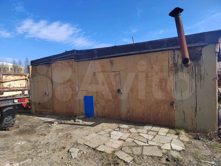 Гараж, > 30 м²