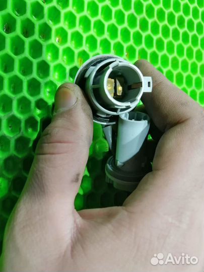 Проводка заднего фонаря в крыло Chevrolet Cruze