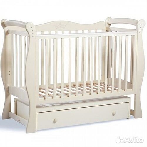 Детская кроватка из массива Бука 