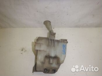 Бачок омывателя Ниссан