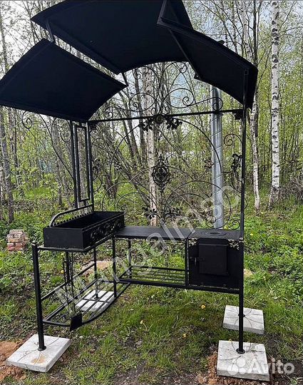 Мангал с крышей лофт