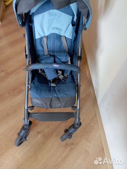 Прогулочная коляска трость chicco lite way