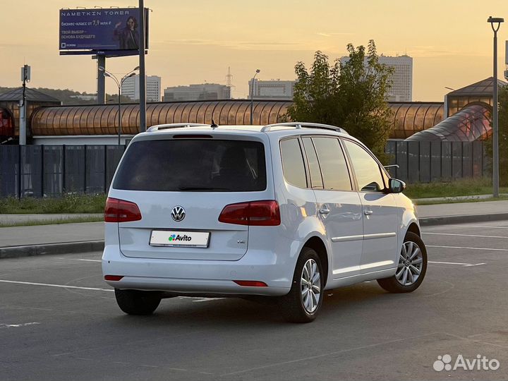 Volkswagen Touran, 2010