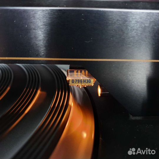 Виниловый проигрыватель revox B 291-H9