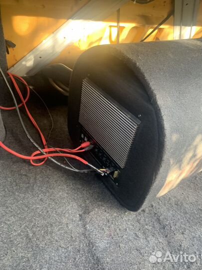 Сабвуфер автомобильный Mystery MTB-300A