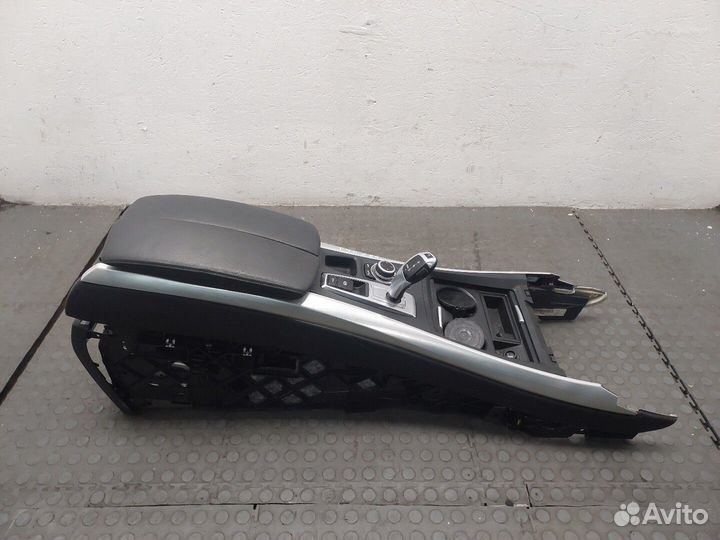 Консоль салона BMW X5 E70, 2010
