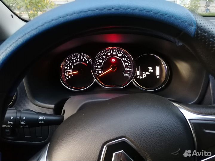 Renault Logan Stepway 1.6 AT, 2020, 48 000 км