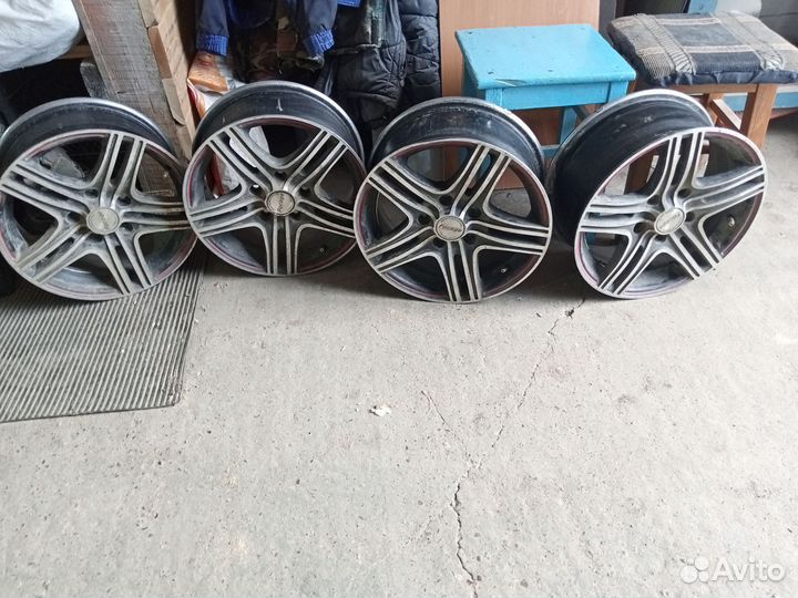 Колесные диски r15