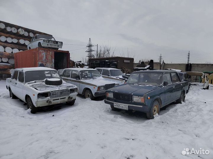 Ваз 2107,разбор, запчасти