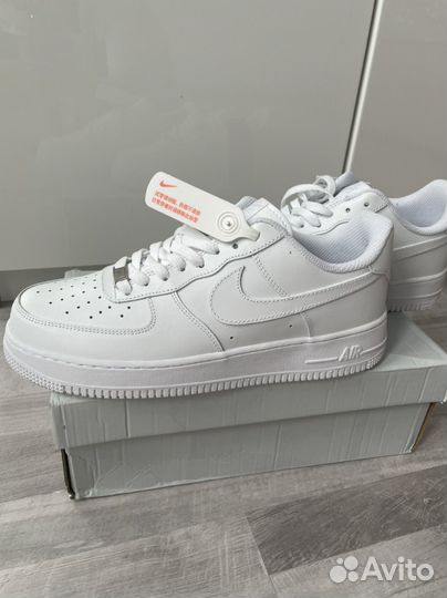 Кроссовки nike air force 1 белые новые