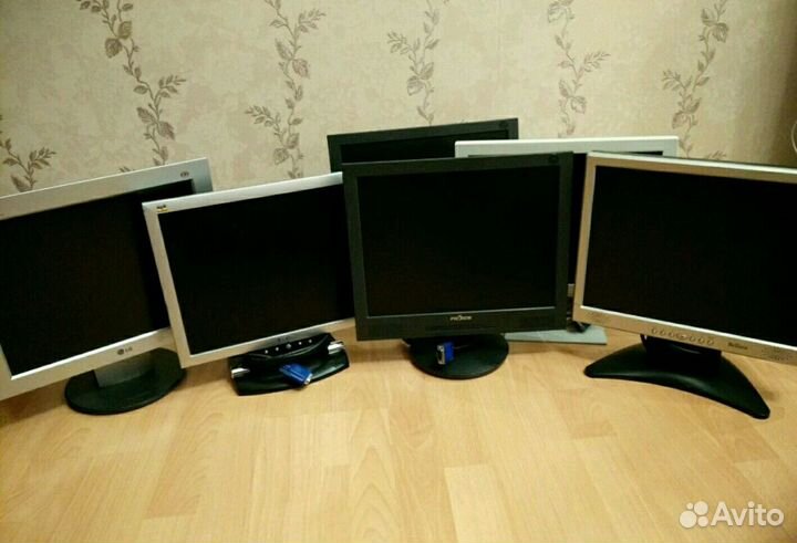 Мониторы 15