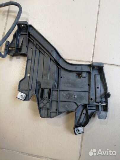 Крепление фары левое Audi A4 8K CDN 2008-2012