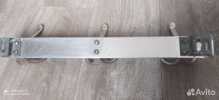 Вешалка настенная бу