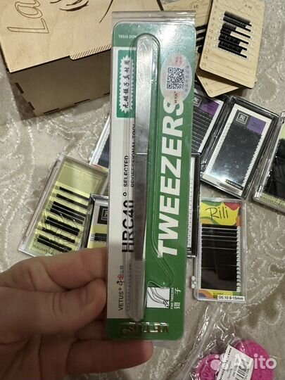 Для наращивания ресниц