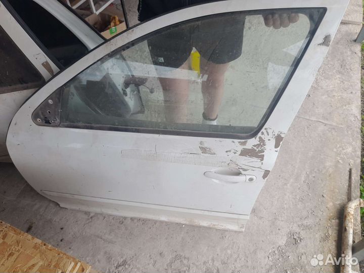 Дверь skoda octavia a5 передняя левая 2 заднних