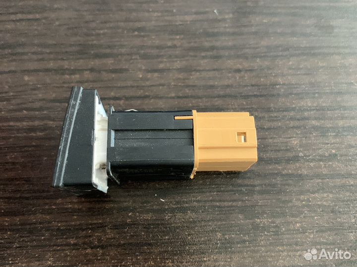 Кнопка стояночного тормоза vw passat cc b6