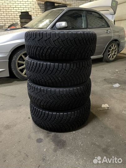 Michelin X-Ice North 4 205/55 R16 94T