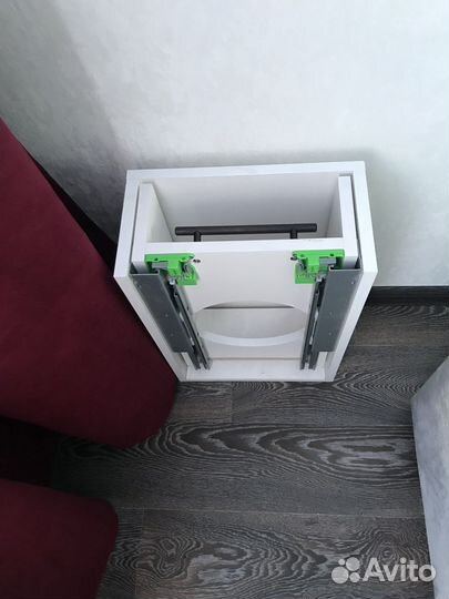 Выдвижное мусорное ведро