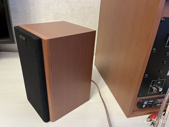 Колонки sven SPS-820, блютуз