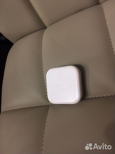 Чехол для наушников apple