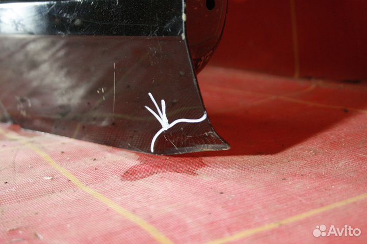 Крышка багажника Lexus LX570