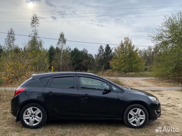 Opel Astra 1.6 AT, 2014, 168 000 км