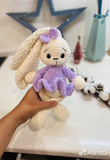 Вчзанная Зайка ручная работа игрушки на заказ