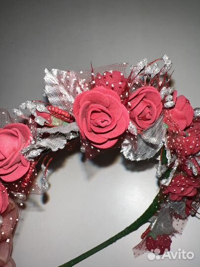 Ободок для девочки из розочек