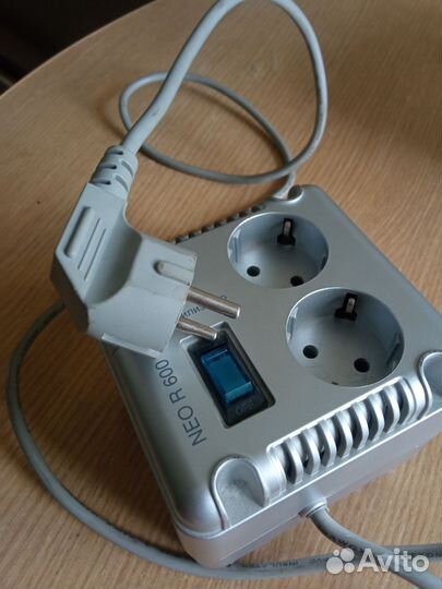 Стабилизатор напряжения sven NEO R 600