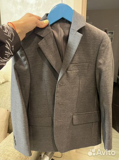 Пиджак на мальчика 122