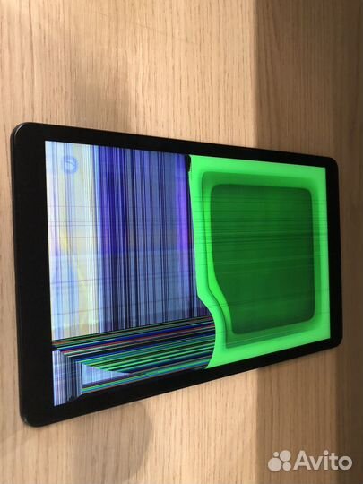 Планешет Samsung Tab 10.5 SM-T590X