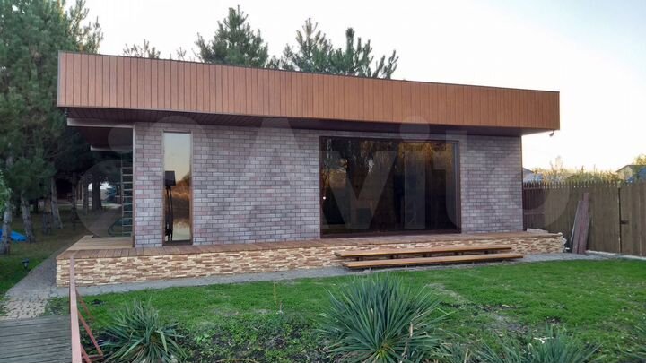 Дом 65 м² на участке 4 сот.