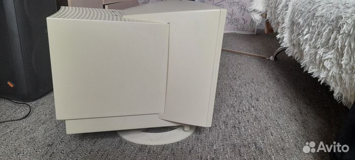 Старый монитор от компьютера пентиум-2на запчасти