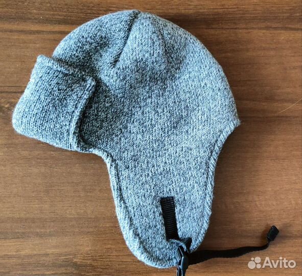 Шапки осенние и зимние, шарф детские. Цены разные