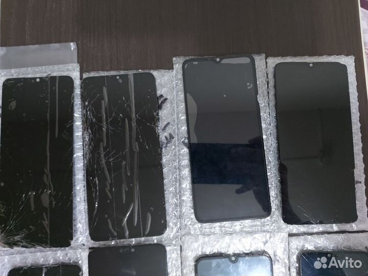 Дисплейные модули под переклей